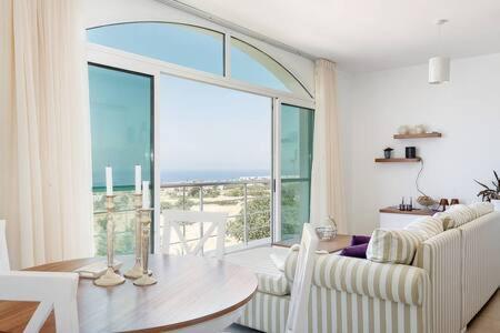 Joya Cyprus Mermaid Penthouse Apartment Agios Amvrosios  Exteriér fotografie