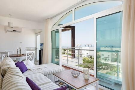 Joya Cyprus Mermaid Penthouse Apartment Agios Amvrosios  Exteriér fotografie