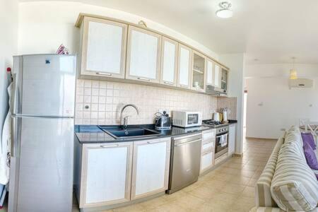 Joya Cyprus Mermaid Penthouse Apartment Agios Amvrosios  Exteriér fotografie